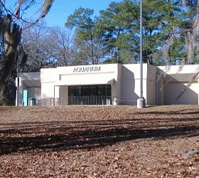 Bo Ginn Aquarium and Aquatic Education Center