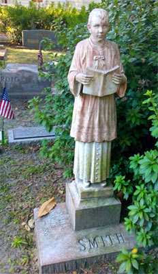 Statue at Christ Church Frederica Cemetary