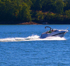 Fast boat at GA lake