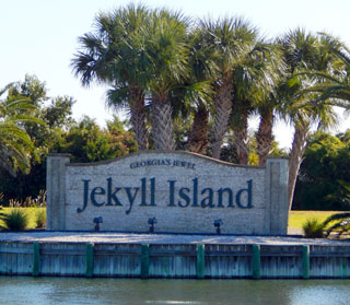 Sign at Jekyll Island entrance