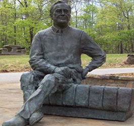 Statue of F. D. Roosevelt at Park