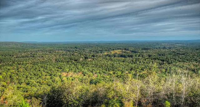 Valley view from Dowdell&rsquo;s Knob at F. D. Roosevelt State Park