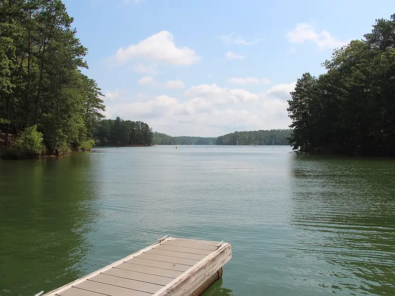 Boat docks on Lake Allatoona at Red Top Mountain State Park