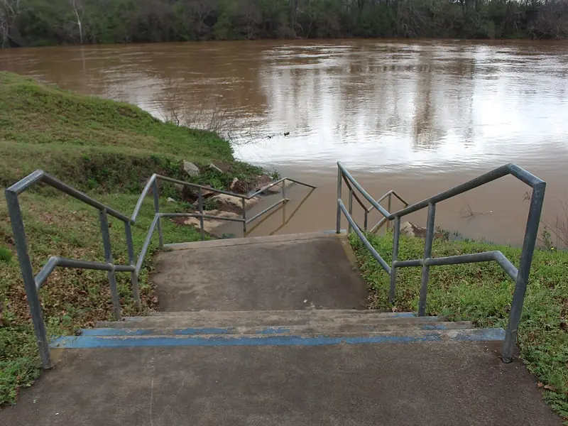 Stone steps leading down to the Ocmulgee River at Amerson River Park