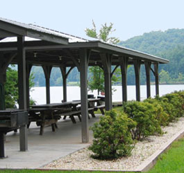 Lakeside Pavilion at Moccasin Creek State Park