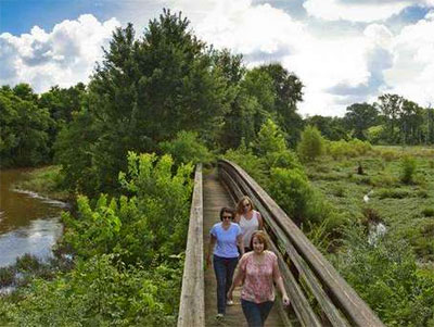 Ocmulgee National Monument Historic Park trail