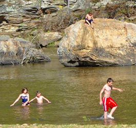 Children playing at Sprewell Bluff Outdoor Recreation Area