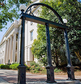 UGA campus entrace logo sculpture